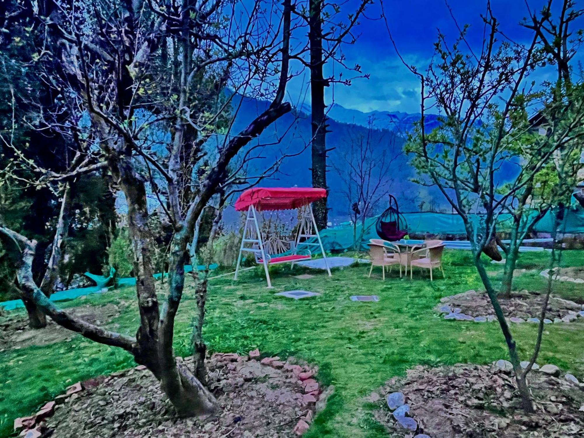 The Manu Emerald # Farmhouse # Top Selling Cottage In Manali # Peaceful Heritage Cozy Stay # Lawn With Bonfire # Most Awarded - Manali (Himachal Pradesh), Manali